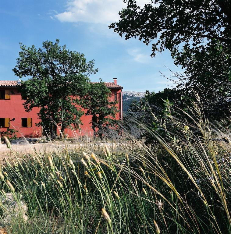 Maison Rouge Plan d'Aups Εξωτερικό φωτογραφία